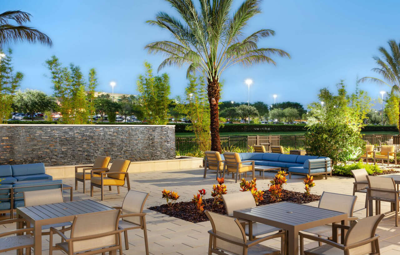 Residence Inn By Marriott Orlando At Millenia Exterior foto